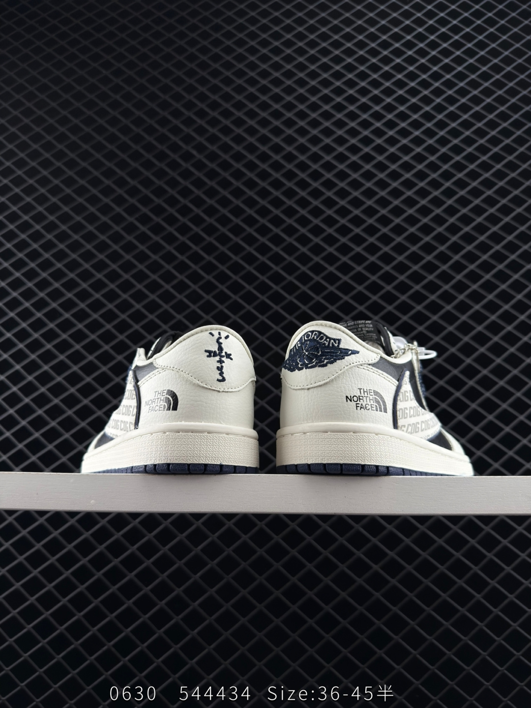 Travis Scott x Air Jordan 1 ” Reverse Mocha “